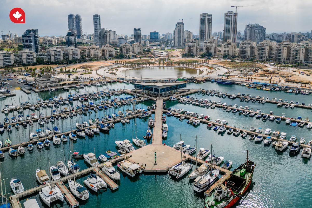 Commuting to Work: Public Transport in Canada Benefits of Using Public Transportation in Canada